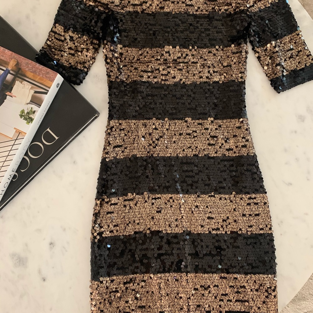 BCBGMAXAZARIA sequin dress - Picture 4 of 4